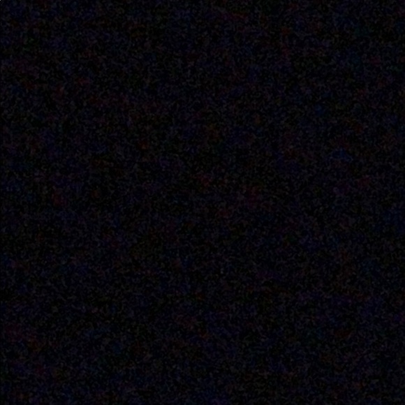 Meet your Posher, Vanessa - Picture 1 of 1